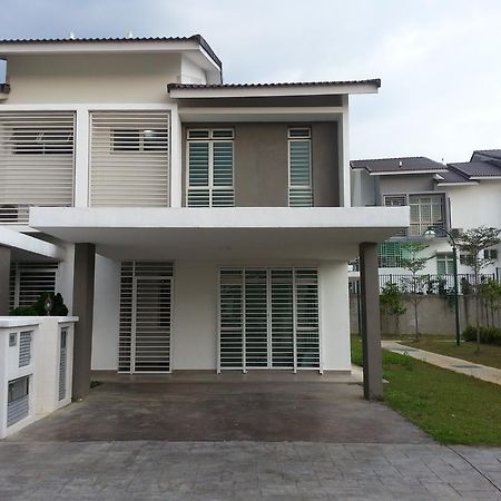 Masayu Putrajaya Homestay Buitenkant foto